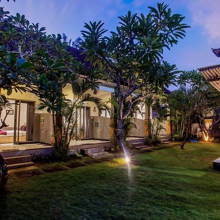 Jeje Fortis Guest House Lembongan Esterno foto