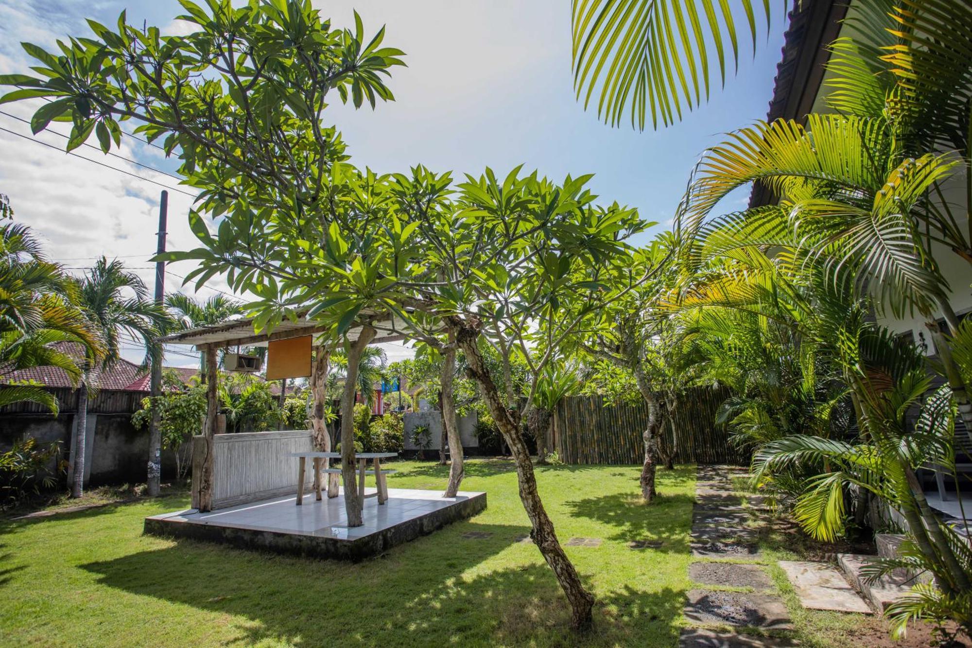 Jeje Fortis Guest House Lembongan Esterno foto